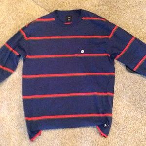A medium skateboard Vans sweater
